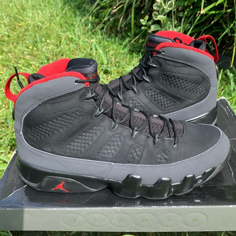 (SOLD!) AIR JORDAN 9 RETRO ‘CHARCOAL’ SIZE 10.5